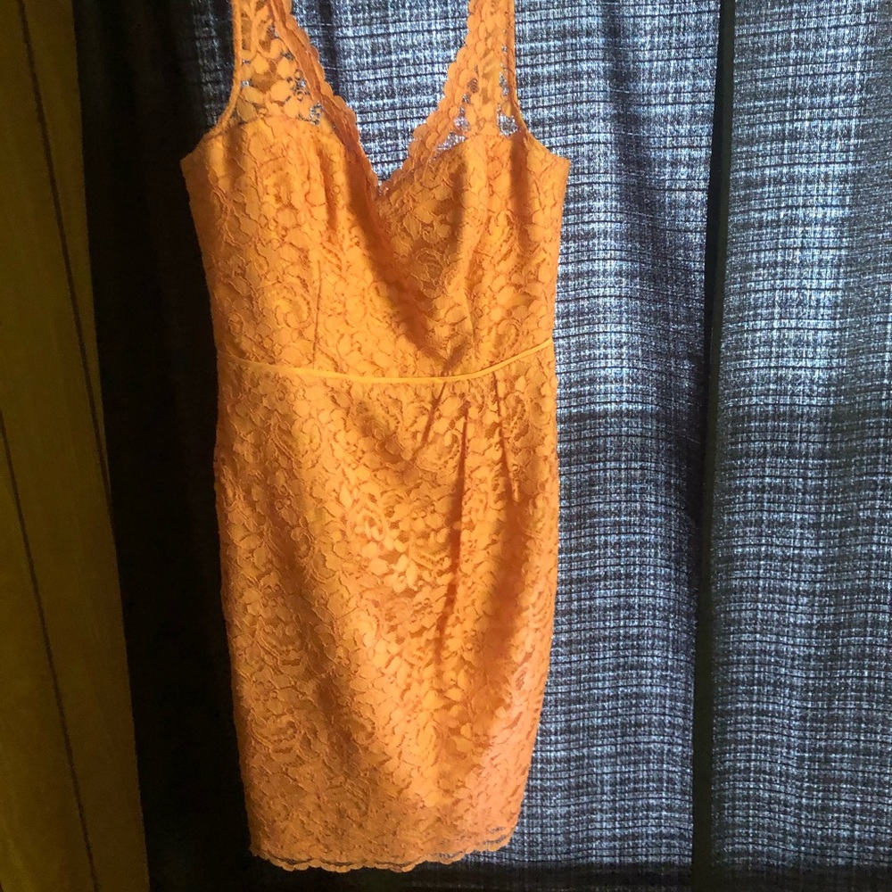 Short tank lace dress